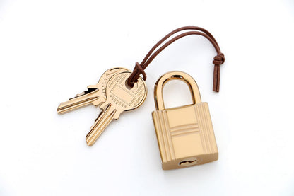 HERMES エルメス ピコタン・ロック 22 MM シャンパンゴールド金具 ハンドバッグ トリヨンクレマンス アルドワーズ - 2400588