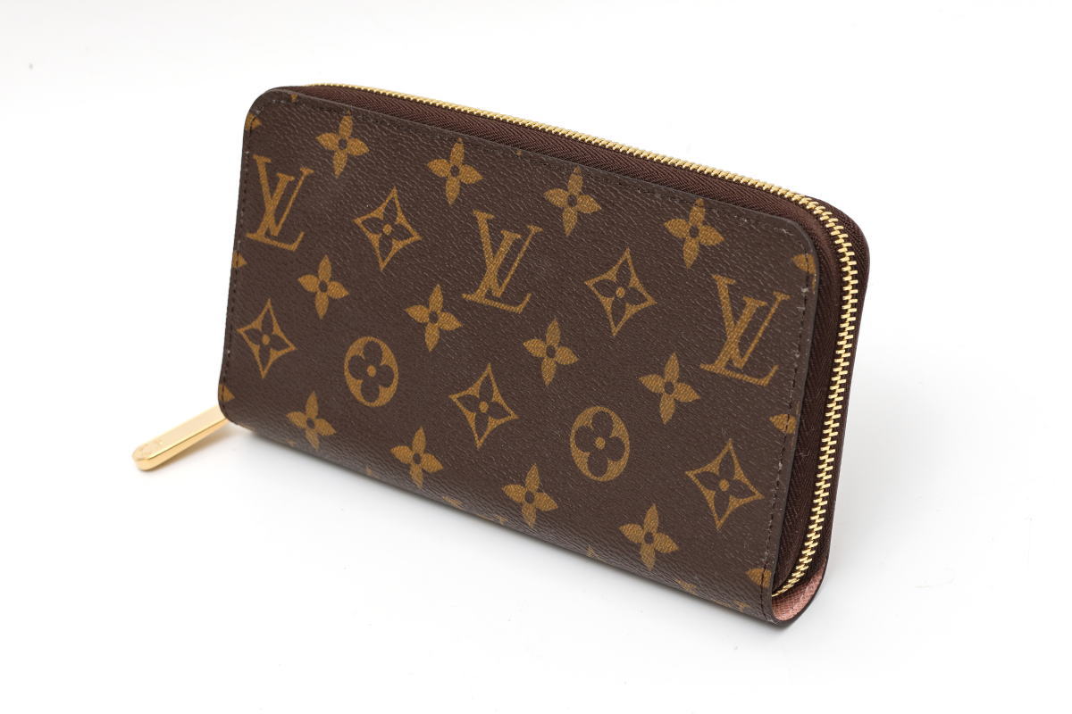 Louis Vuitton ルイヴィトン ジッピー･ウォレット ラウンドファスナー長財布 M41895 モノグラム　フューシャ 2500273