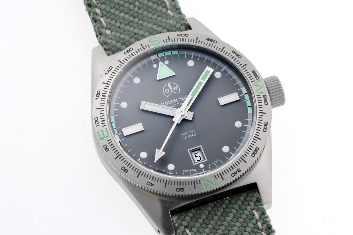 Ollech & Wajs オレッヒ＆ワイス ミリタリー ダイバーズウォッチ オートマチック M-110 SS メンズ 時計 2510271