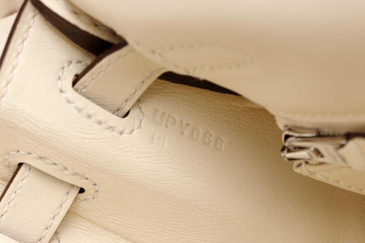 HERMES エルメス ケリー 25 イン＆アウト シルバー金具 ハンドバッグ U刻印 ヴォースイフト ナタ - 2520009