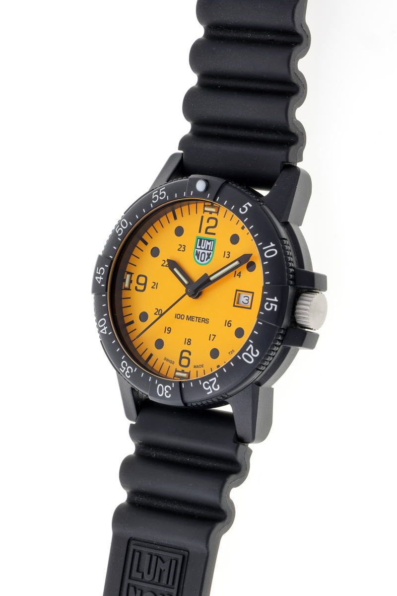 LUMINOX ルミノックス Gシーバス クォーツ X2.2005 カーボン メンズ 時計 2600184
