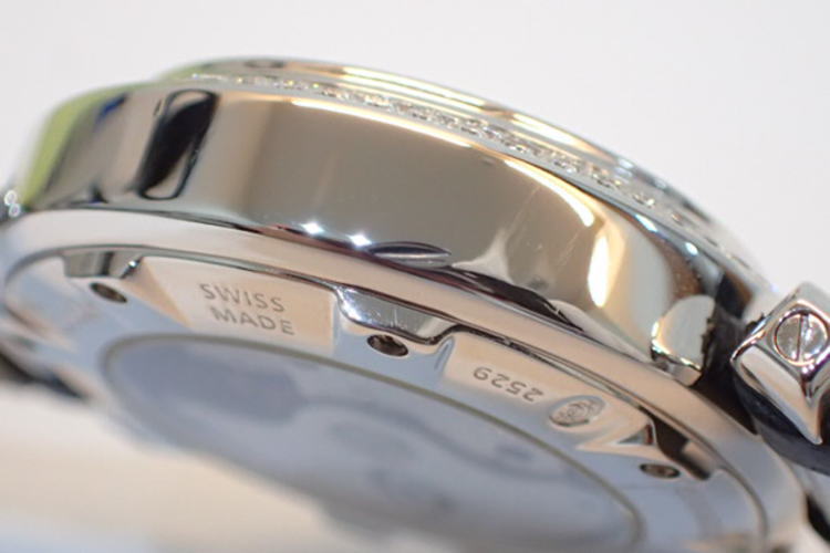 Cartier カルティエ パシャ 32mm グリッド ダイヤ オートマチック Cal